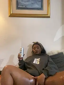MILLIONDOLLARPUSSY95 online show from July 6, 3:36 am