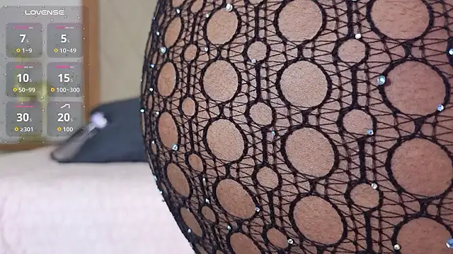 Snapshot of CharlotteMonrroe chatting on March 27, 3:23 pm CharlotteMonrroe online show from March 27, 3:23 pm