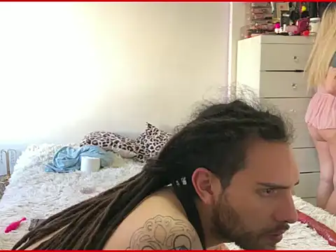 Snapshot of DreadObsessionxX chatting on May 15, 1:29 pm DreadObsessionxX online show from May 15, 1:29 pm