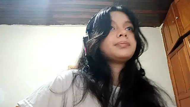 Snapshot of SherronAlicea chatting on March 22, 11:35 am SherronAlicea online show from March 22, 11:35 am