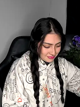 Julietta p online show from March 24, 2:38 am