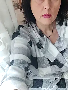 Snapshot of HelgaDennis chatting on March 29, 6:02 am HelgaDennis online show from March 29, 6:02 am