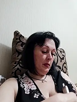 Snapshot of HelgaDennis chatting on May 12, 7:22 pm HelgaDennis online show from May 12, 7:22 pm