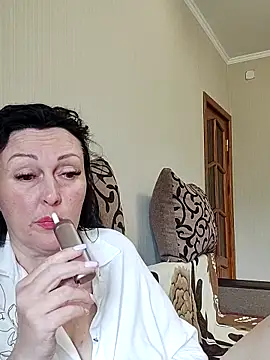 Snapshot of HelgaDennis chatting on May 21, 2:35 pm HelgaDennis online show from May 21, 2:35 pm