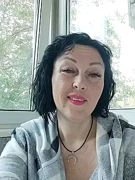 Snapshot of HelgaDennis chatting on May 22, 3:57 am HelgaDennis online show from May 22, 3:57 am