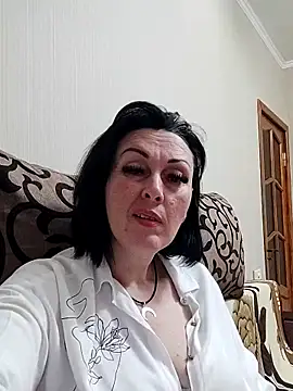 Snapshot of HelgaDennis chatting on May 24, 6:13 pm HelgaDennis online show from May 24, 6:13 pm