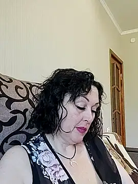 Snapshot of HelgaDennis chatting on May 26, 7:48 am HelgaDennis online show from May 26, 7:48 am
