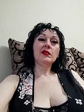 Snapshot of HelgaDennis chatting on May 27, 4:26 pm HelgaDennis online show from May 27, 4:26 pm