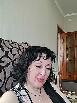 Snapshot of HelgaDennis chatting on May 30, 4:15 pm HelgaDennis online show from May 30, 4:15 pm