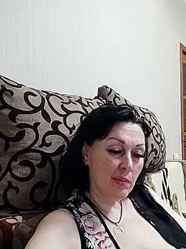 Snapshot of HelgaDennis chatting on June 5, 7:52 pm HelgaDennis online show from June 5, 7:52 pm