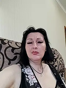 Snapshot of HelgaDennis chatting on June 9, 4:29 pm HelgaDennis online show from June 9, 4:29 pm
