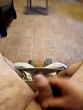 Snapshot of rolly2026 chatting on March 27, 4:29 pm rolly2026 online show from March 27, 4:29 pm