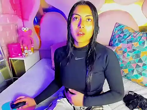 Snapshot of Sasha_Greyhh chatting on March 28, 1:54 pm Sasha Greyhh online show from March 28, 1:54 pm