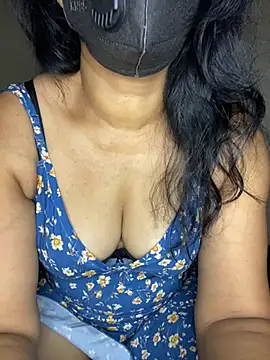 Snapshot of apsara1234 chatting on June 13, 3:10 pm apsara1234 online show from June 13, 3:10 pm