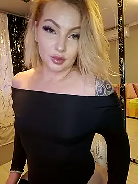 AngelGlowx online show from March 28, 4:39 pm