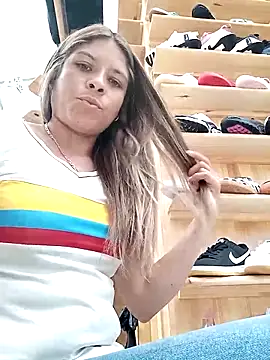 alanna6950 online show from March 26, 4:45 pm