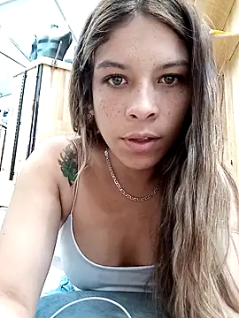 alanna6950 online show from April 12, 4:56 pm