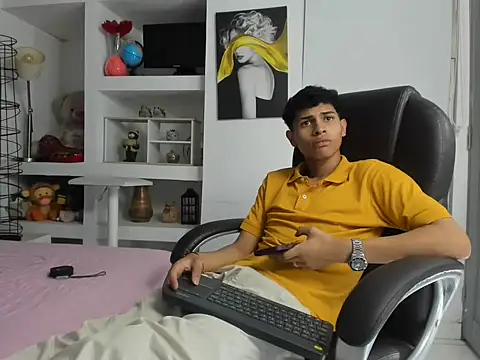 Nico Viper  online show from March 26, 8:14 pm