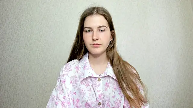 Snapshot of OhMyAlice chatting on June 16, 9:12 am OhMyAlice online show from June 16, 9:12 am
