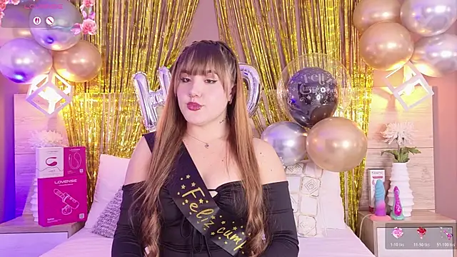ElenaGilbertAdams online show from July 24, 2:15 pm
