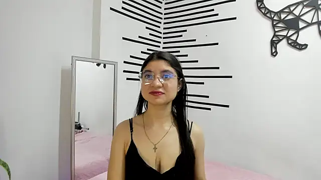 LindaCatalina  online show from June 9, 1:12 pm