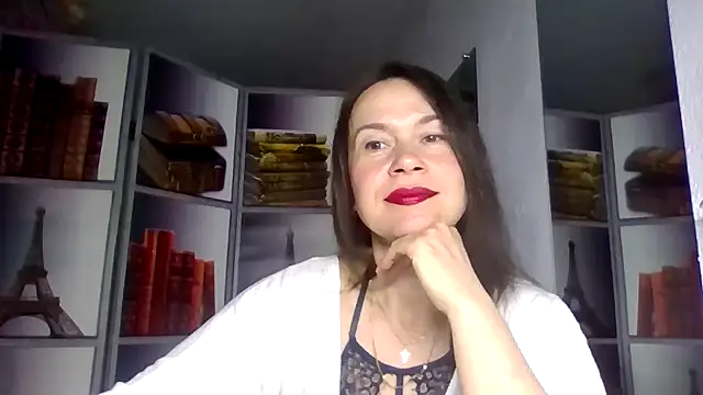 Selena Moo online show from March 26, 5:35 am