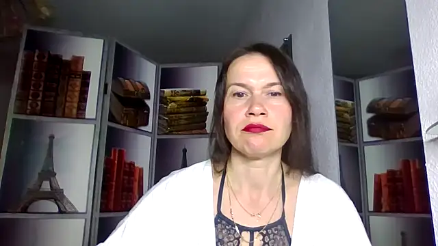 Snapshot of Selena_Moo chatting on March 31, 8:04 am Selena Moo online show from March 31, 8:04 am