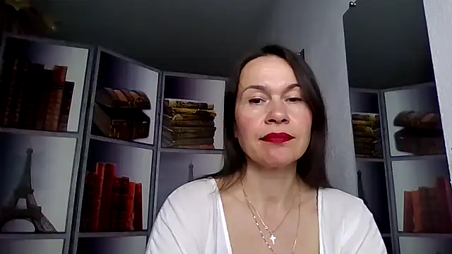 Snapshot of Selena_Moo chatting on April 12, 6:51 am Selena Moo online show from April 12, 6:51 am