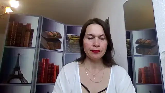 Snapshot of Selena_Moo chatting on April 29, 7:31 pm Selena Moo online show from April 29, 7:31 pm
