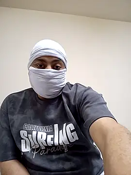 trkk9715 online show from March 25, 8:37 pm