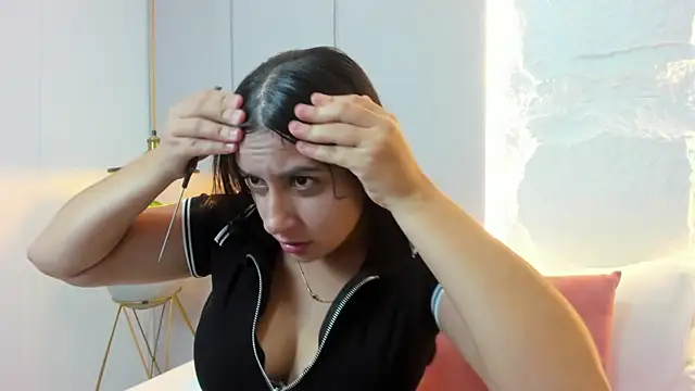 kira relish online show from June 13, 11:19 am