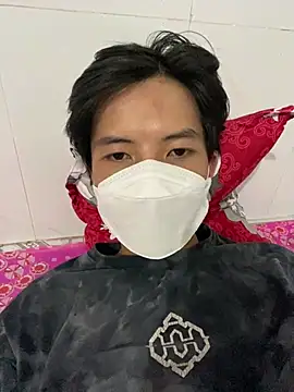 Nguyencuong1999 online show from March 21, 4:39 am