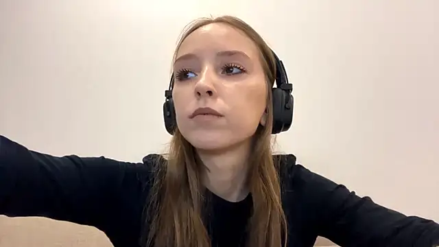 Snapshot of TanjaBrounson chatting on March 26, 1:06 pm TanjaBrounson online show from March 26, 1:06 pm