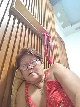 Sunflower1956 online show from July 28, 8:52 pm