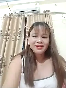 Snapshot of Moubie1 chatting on March 22, 7:45 am Moubie1 online show from March 22, 7:45 am