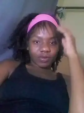 Snapshot of NastyViola27X chatting on March 24, 10:59 pm NastyViola27X online show from March 24, 10:59 pm