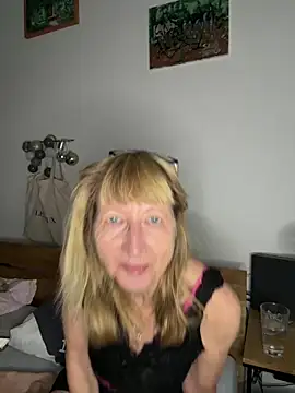 MatureKim online show from May 11, 6:49 pm