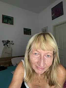 MatureKim online show from July 16, 2:56 pm