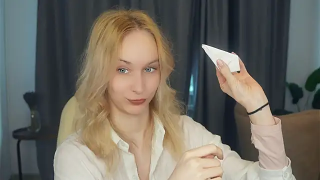 EuraRonchetti online show from March 23, 10:52 am