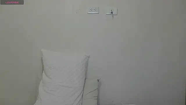 zyra vex online show from June 11, 12:32 am