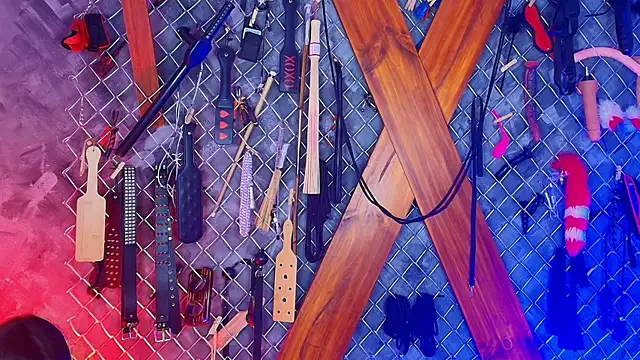 Snapshot of Mistress_lexi_bdsm chatting on July 18, 9:40 pm Mistress lexi bdsm online show from July 18, 9:40 pm