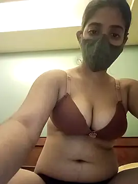 Snapshot of sanayabose7 chatting on March 21, 5:27 pm sanayabose7 online show from March 21, 5:27 pm