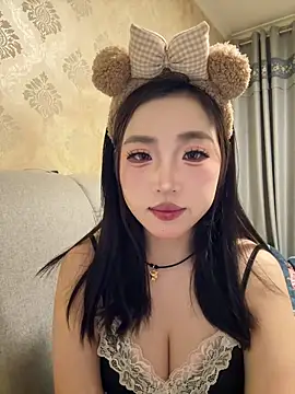 Snapshot of Zhiya001 chatting on March 24, 2:55 pm Zhiya001 online show from March 24, 2:55 pm