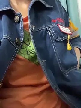lilysister66 online show from June 12, 11:53 am