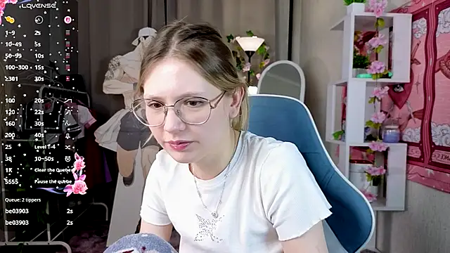 Snapshot of Swagline chatting on March 26, 2:11 pm Swagline online show from March 26, 2:11 pm