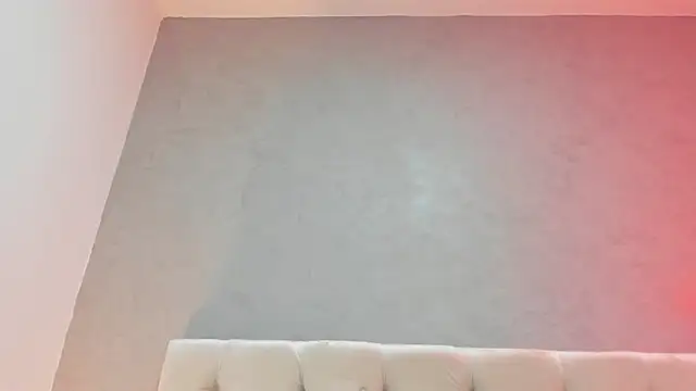 Snapshot of SophieVelt chatting on March 31, 10:32 pm SophieVelt online show from March 31, 10:32 pm