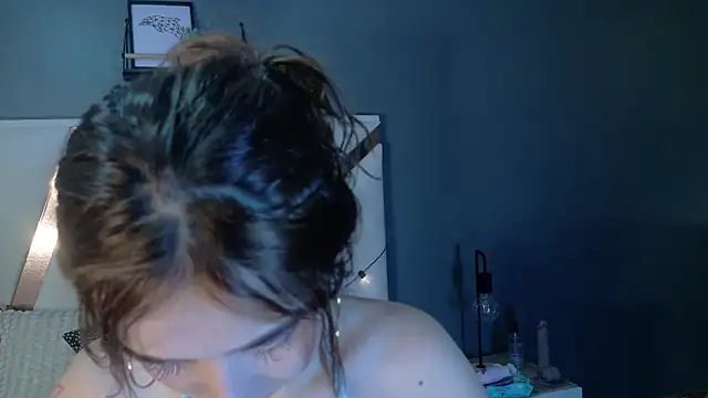 StarrMoon   online show from April 28, 3:22 am