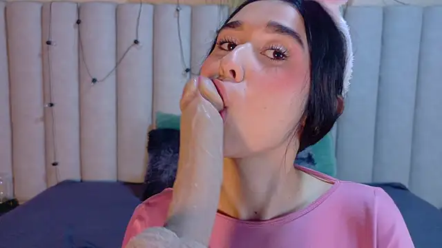 StarrMoon   online show from June 10, 1:06 am
