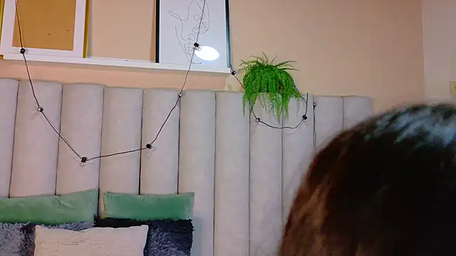 StarrMoon   online show from July 28, 2:40 am