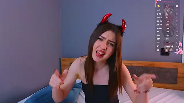 Snapshot of aliceescotte chatting on March 24, 4:23 pm aliceescotte online show from March 24, 4:23 pm